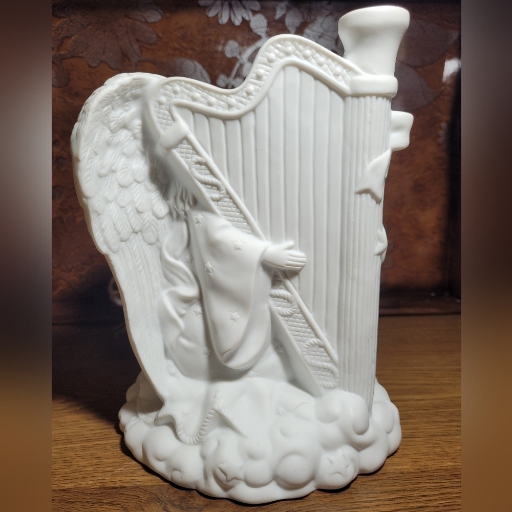 White Porcelain Angel Nightlight, Accent Lamp ~ W/ Harp, Bird EUC - Picture 4 of 6
